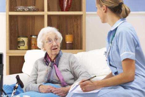 如何挑选医院陪护